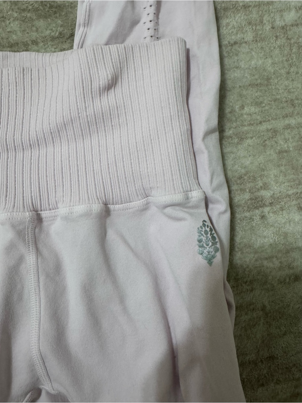 Free people movement good karma leggings size xs/s - Picture 3 of 4